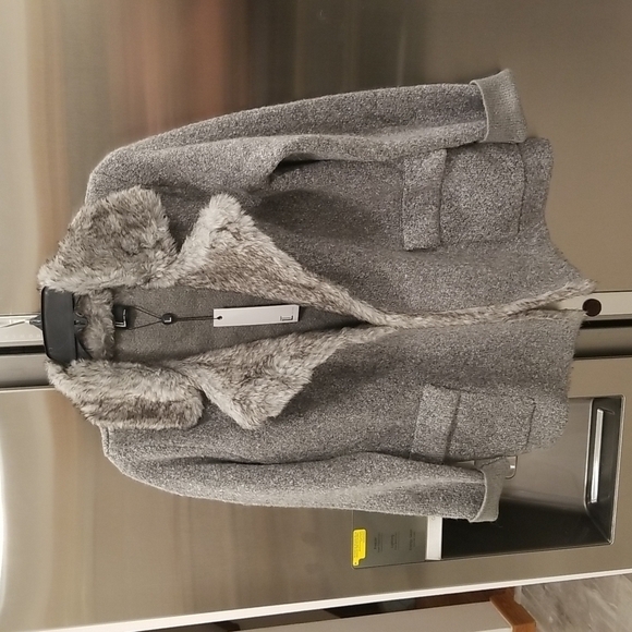 Love Token Jackets & Blazers - 💕LOVE TOKEN💕 Faux Fur Trim Knit Jacket ~ Gray Small S NWT